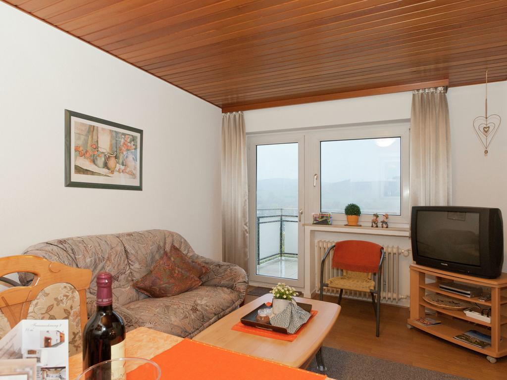 Serene Apartment In Meschede With Balcony Grevenstein Extérieur photo